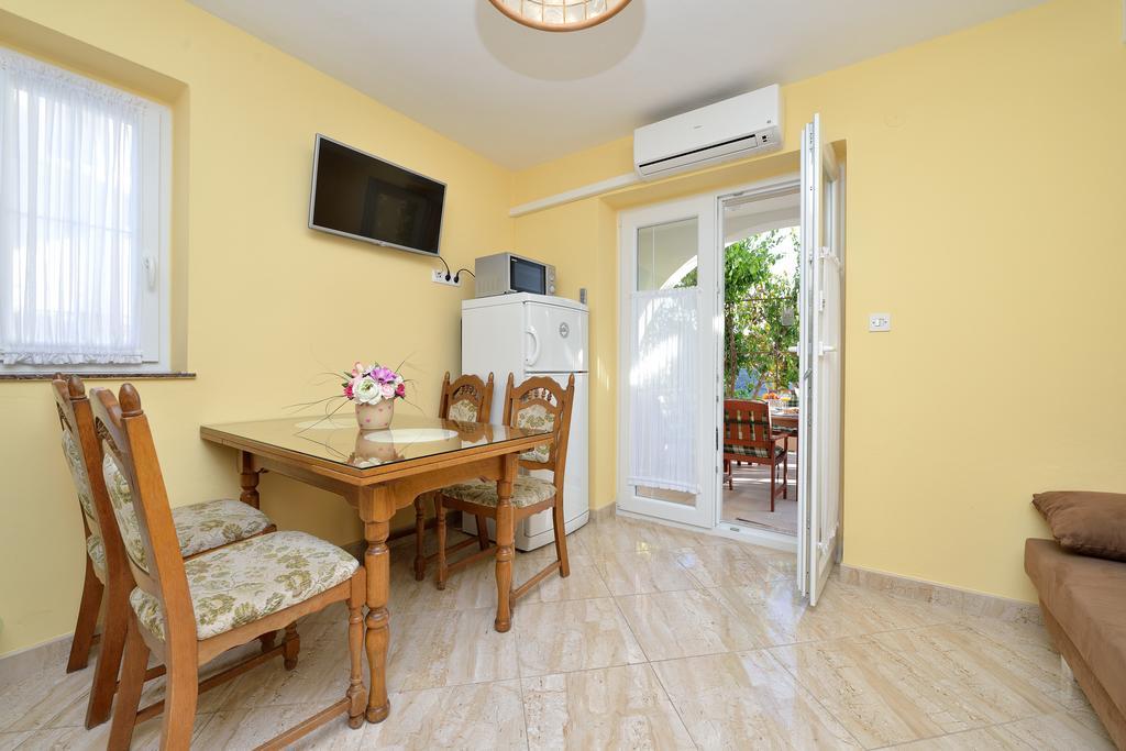 Villa Zdenka Pakoštane Zewnętrze zdjęcie